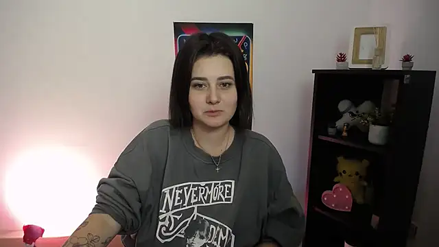 Katrin kiss  online show from 10.01.25