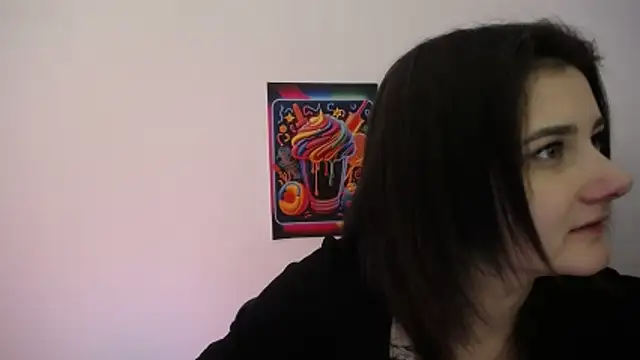 Katrin kiss  online show from 10.23.25