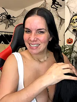 carol cruz133 online show from 10.25.25