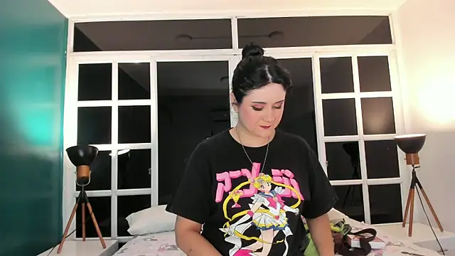 harimoon1 online show from 11.08.25