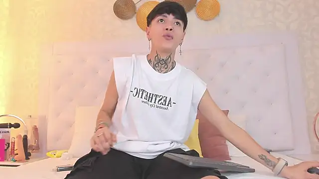 Snapshot of b3k_afrodict chatting on 02.09.26 b3k afrodict online show from 02.09.26