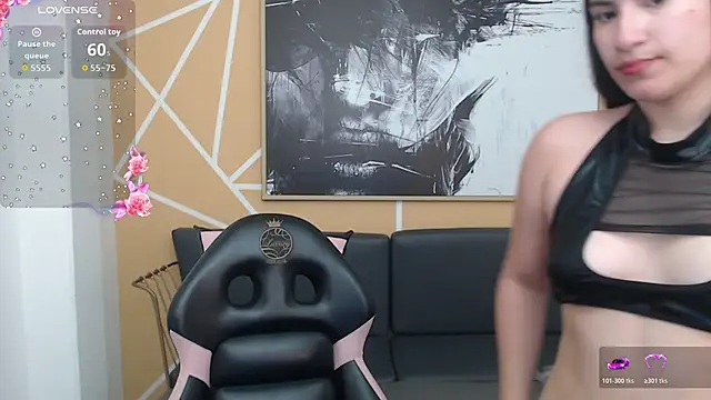 olivia russo  online show from 11.22.25