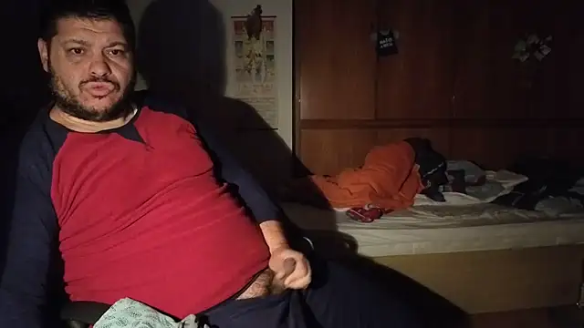 Snapshot of Badeanzug chatting on 11.14.25 Badeanzug online show from 11.14.25