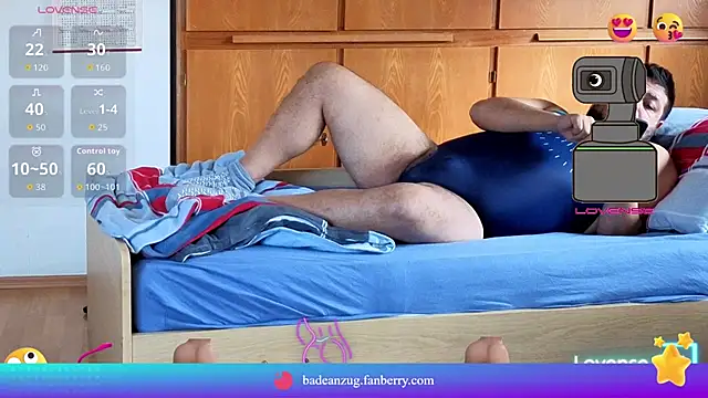 Snapshot of Badeanzug chatting on 11.15.25 Badeanzug online show from 11.15.25