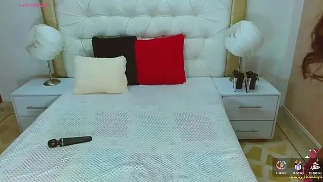 WildScarlet online show from 01.13.25