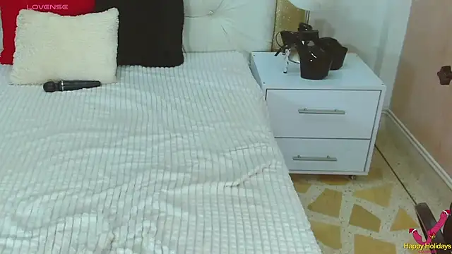 WildScarlet online show from 01.28.25