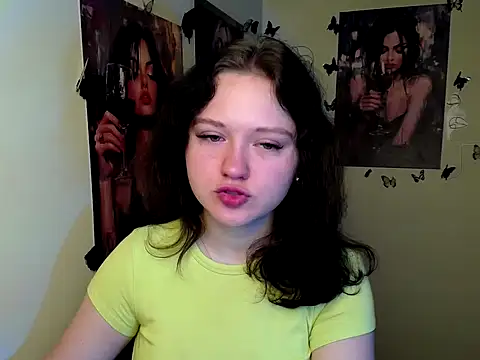 LadyAlice  online show from 10.15.25