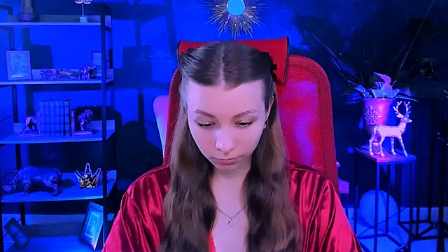 JulieDaniel online show from 11.28.25