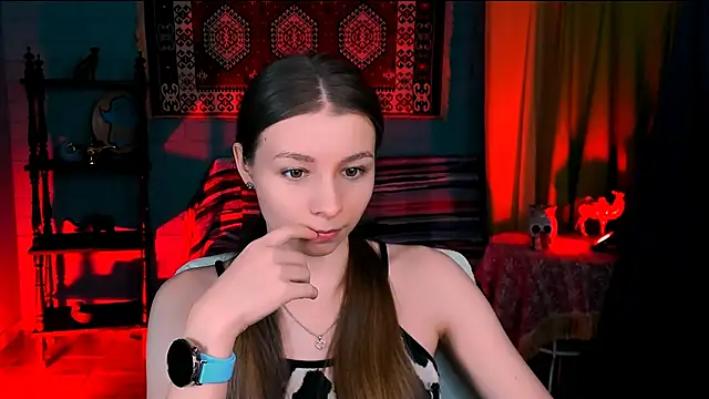 JulieDaniel online show from 12.05.25