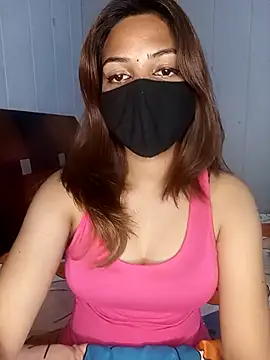 Snapshot of Hot_malika19 chatting on 11.08.25 Hot malika19 online show from 11.08.25