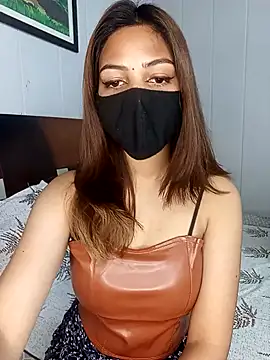 Snapshot of Hot_malika19 chatting on 11.22.25 Hot malika19 online show from 11.22.25