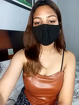 Snapshot of Hot_malika19 chatting on 11.22.25 Hot malika19 online show from 11.22.25