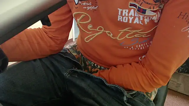 Snapshot of k74robert chatting on 01.17.26 k74robert online show from 01.17.26