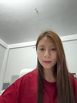Snapshot of Lil-Gi chatting on 04.30.26 Lil-Gi online show from 04.30.26