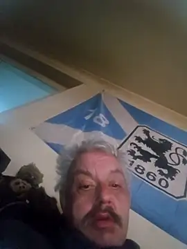 Snapshot of Fonse1860 chatting on 02.01.26 Fonse1860 online show from 02.01.26