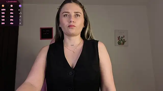 Veronika  Winslow  online show from 12.14.25