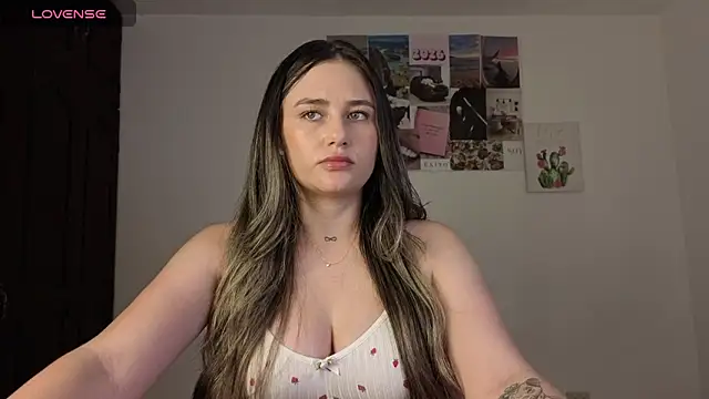Veronika  Winslow  online show from 05.28.26