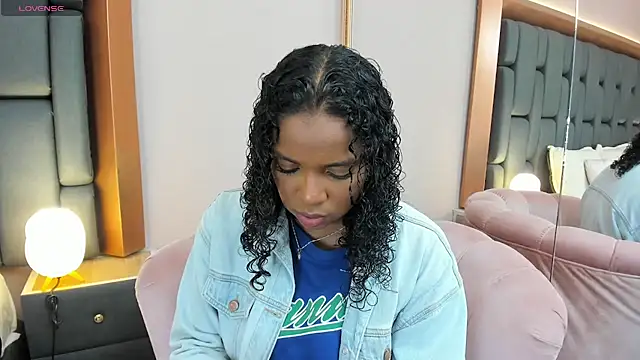 LisaMendez online show from 02.08.26