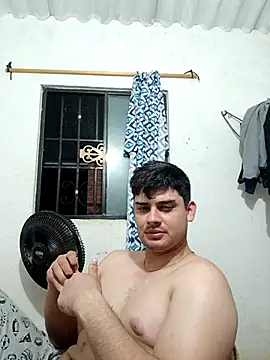 Snapshot of fromero27 chatting on 10.24.25 fromero27 online show from 10.24.25