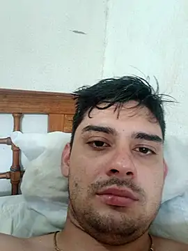 Snapshot of fromero27 chatting on 10.25.25 fromero27 online show from 10.25.25