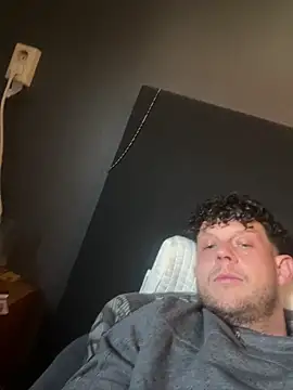 Snapshot of alfarolemmer chatting on 02.18.26 alfarolemmer online show from 02.18.26