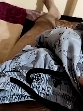 Snapshot of Samlevis7052 chatting on 09.28.25 Samlevis7052 online show from 09.28.25