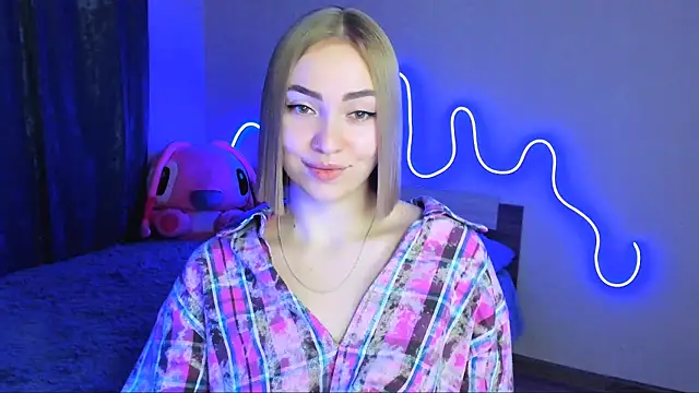 Snapshot of LaraKrein_lk chatting on 10.09.25 LaraKrein lk online show from 10.09.25