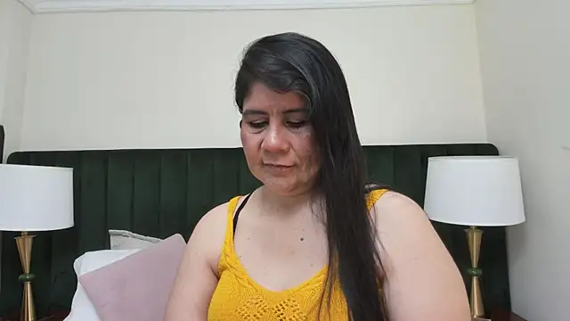 kiraGeiner online show from 09.14.25