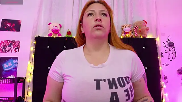 Snapshot of queen_marifer chatting on 11.14.25 queen marifer online show from 11.14.25