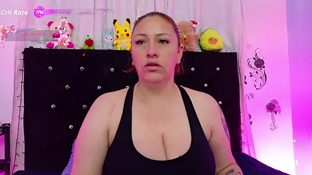 Snapshot of queen_marifer chatting on 11.16.25 queen marifer online show from 11.16.25