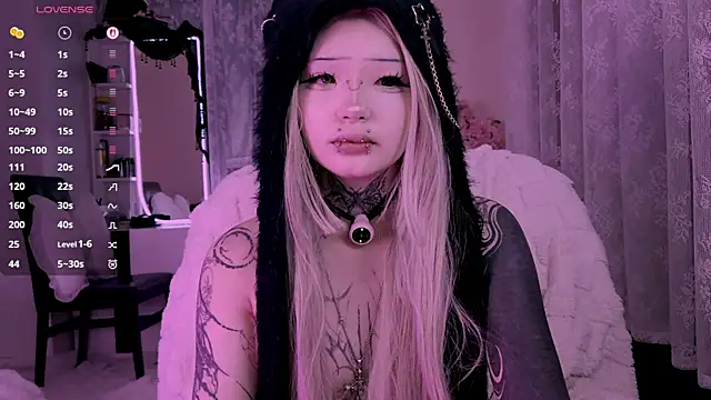 Snapshot of Lein_Bone chatting on 03.30.26 Lein Bone online show from 03.30.26