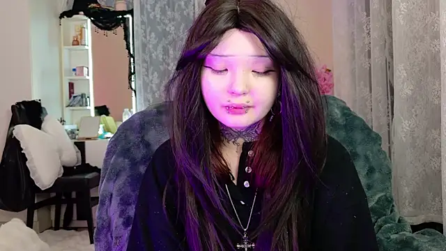 Snapshot of Lein_Bone chatting on 05.01.26 Lein Bone online show from 05.01.26