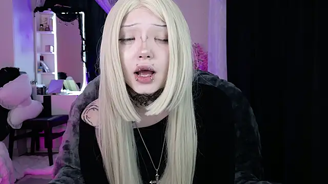 Snapshot of Lein_Bone chatting on 05.14.26 Lein Bone online show from 05.14.26