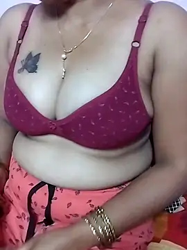 Snapshot of Tamil_Amul chatting on 02.26.26 Tamil Amul online show from 02.26.26