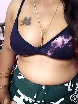 Snapshot of Tamil_Amul chatting on 03.16.26 Tamil Amul online show from 03.16.26