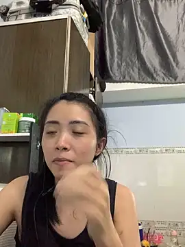 Minee1202 online show from 10.26.25