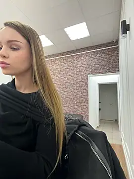 MarilynNova online show from 02.04.26