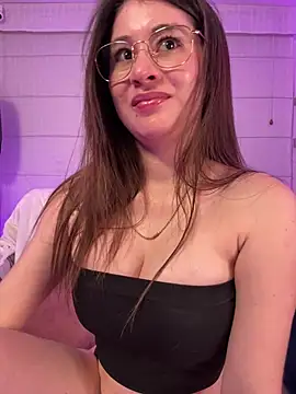 Snapshot of Sharon_07 chatting on 03.21.26 Sharon 07 online show from 03.21.26