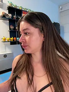 Snapshot of Sharon_07 chatting on 04.09.26 Sharon 07 online show from 04.09.26