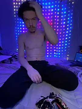 Snapshot of SalemStratton chatting on 02.06.26 SalemStratton online show from 02.06.26