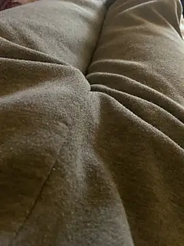 Snapshot of MuzzyFacing chatting on 02.04.26 MuzzyFacing online show from 02.04.26