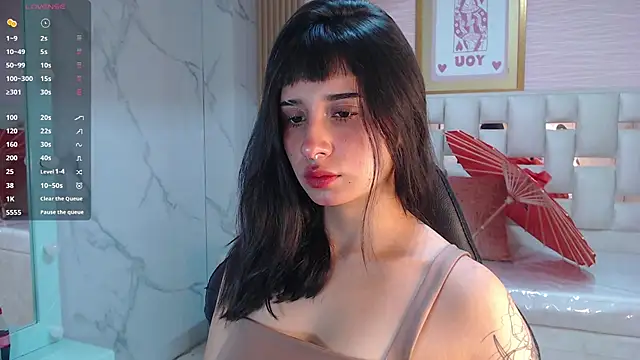 allyssa bellini s online show from 11.06.25