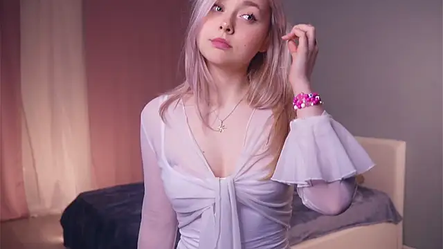 AccaCroyle online show from 02.13.26