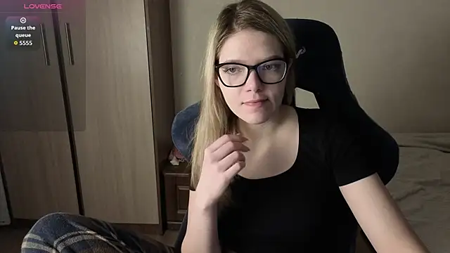 KatanaSVibe online show from 12.17.25