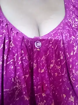 Snapshot of Exotic-bhabhi chatting on 04.12.26 Exotic-bhabhi online show from 04.12.26