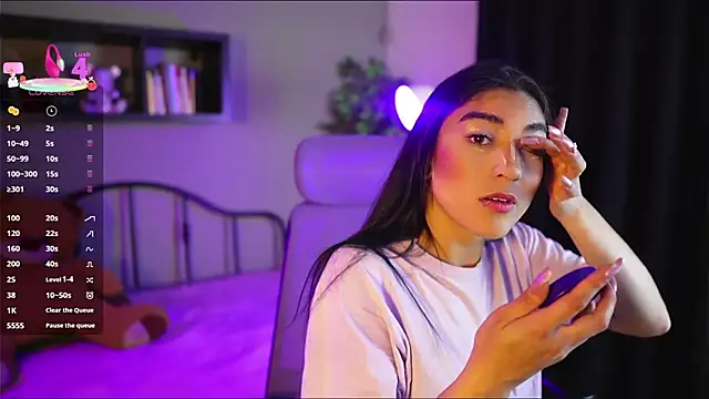 Emma and Issac online show from 01.09.26