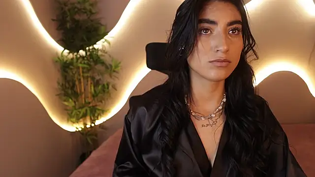 Emma and Issac online show from 02.26.26