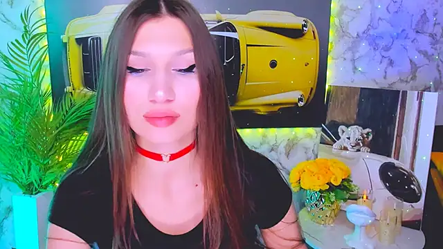 Snapshot of Mollyinyourmind chatting on 10.27.25 Mollyinyourmind online show from 10.27.25