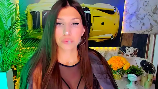 Snapshot of Mollyinyourmind chatting on 11.06.25 Mollyinyourmind online show from 11.06.25