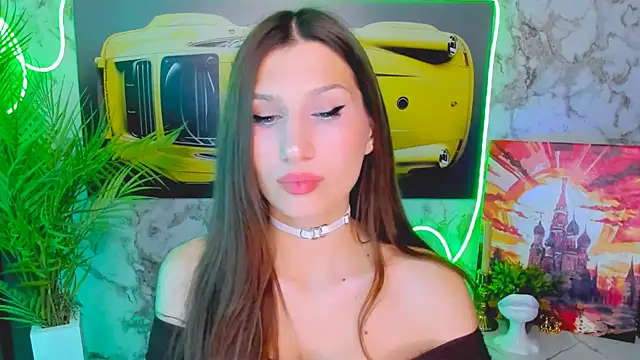 Snapshot of Mollyinyourmind chatting on 12.04.25 Mollyinyourmind online show from 12.04.25